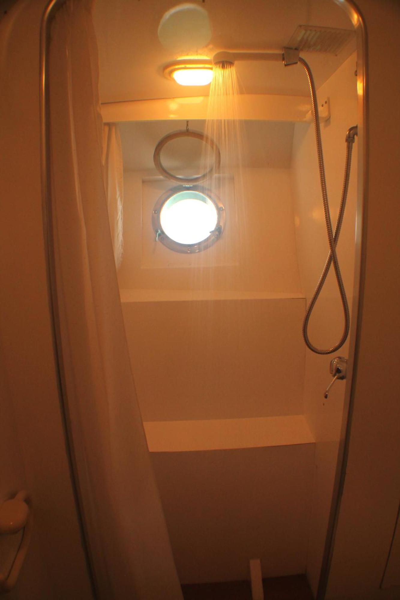 Your Own Private Yacht Hotel ซานต์อาเตรียเดเบซอซ ภายนอก รูปภาพ